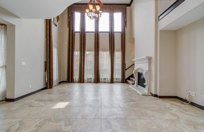 Photo - 5711 Avon Landing Ln