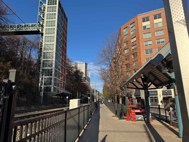 Photo - 800 Jackson St Unit 411