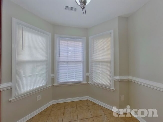 Photo - 4901 Farmview Dr