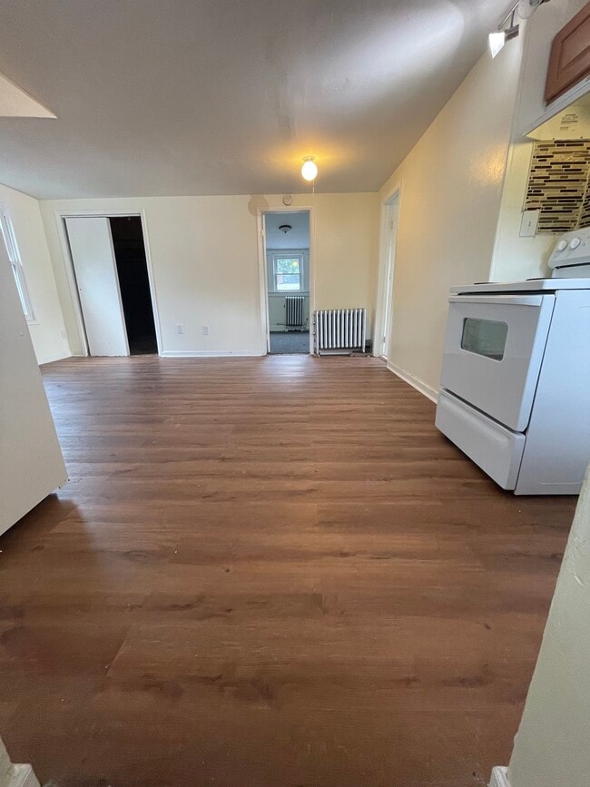 Photo - 26 Park Dr N Unit 1