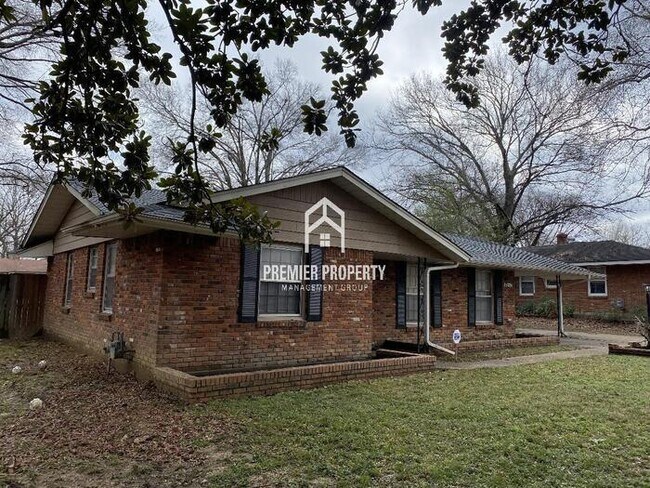 4052 Spiegel - Available Now! - 4052 Spiegel - Available Now! House