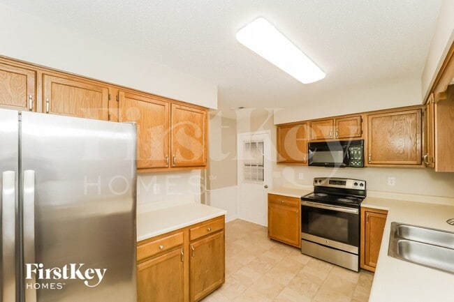 4613 Eagle Rock Rd
