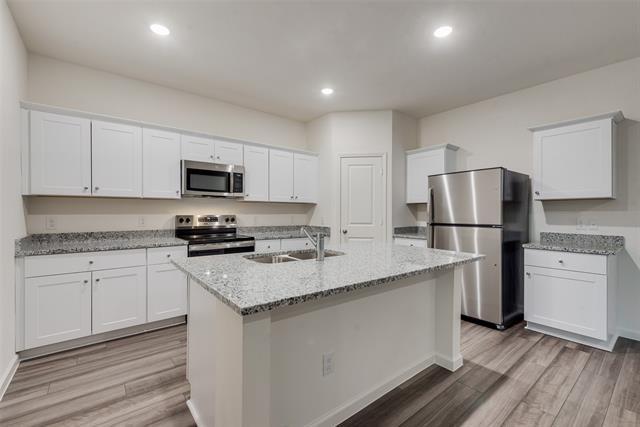 207 Bradford Dr