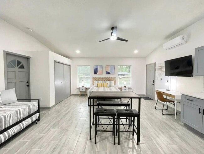 Photo - 1221 Corbett Ln Unit ID1094190P