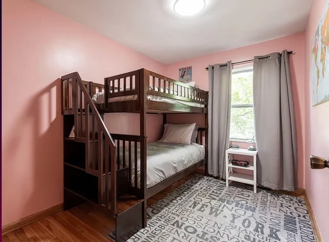 Photo - 904 E Maxwell Ln