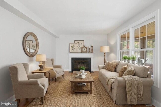 Photo - 5736 8th Rd N