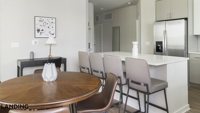 Photo - 4902 Cosmos Cir Unidad 201