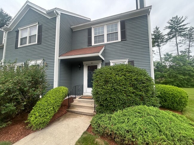Renovated Townhome in Prime Location - Renovated Townhome in Prime Location