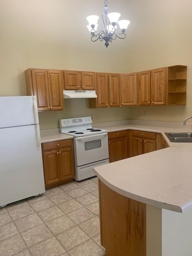 Building Photo - Wexford Condominiums, Anderson, SC Unit 303-11