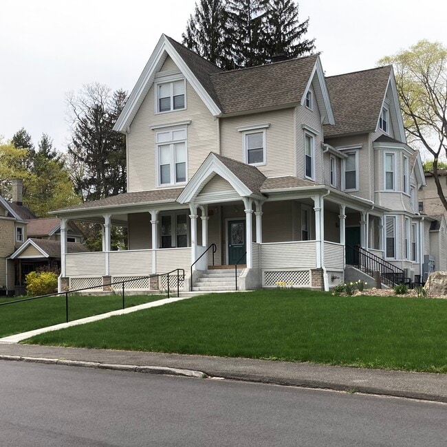 Building Photo - 56 Terrace Ave