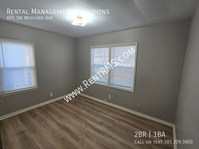 Photo - 605 SW Medford Ave