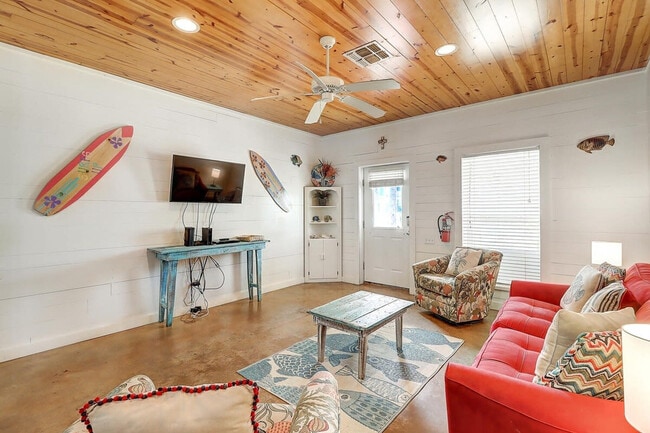 Photo - 2120 Eleventh Street-SI ID1023198P Unit SI ID1023198P