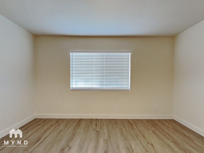 Photo - 1849 E Virginia Ave Unit 4