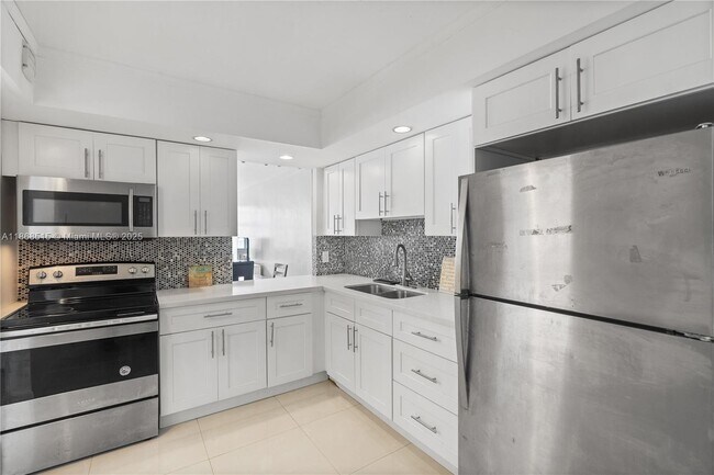 Photo - 1351 NE Miami Gardens Dr Unit 922E