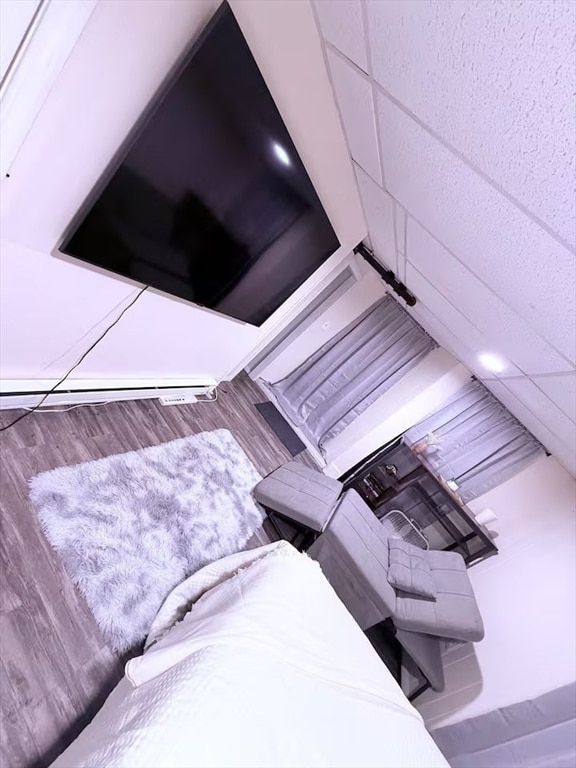 Photo - 2 Hockanum Way