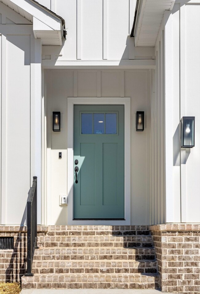 Photo - 7155 Sawyer Rd