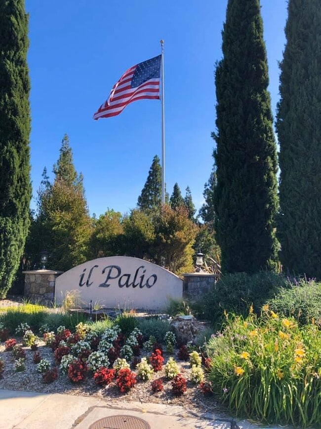 Complex Entrance - 12035 Alta Carmel Ct Unit 209
