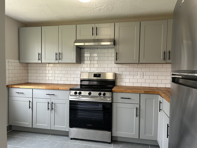 Photo - 7 Padanaram Rd Unidad J253