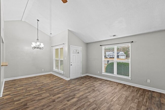 Photo - Cul-de-Sac Homesite!