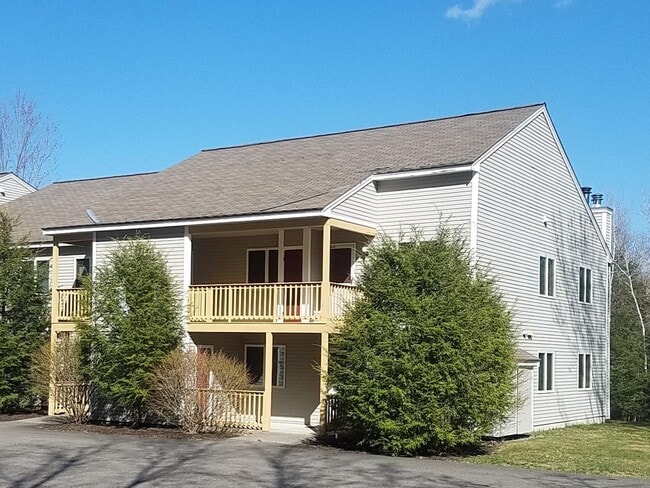 Building Photo - 17 Purple Finch Rd Unit 80