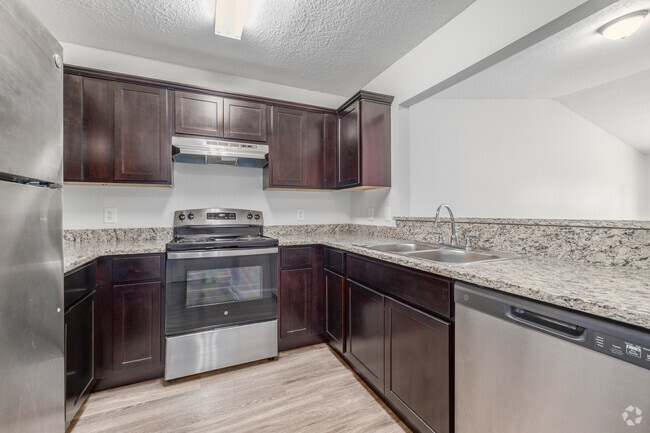 3BR, 2BA - 1,145SF - Kitchen