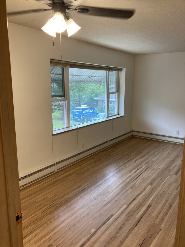 Photo - 408 6th St SW Unidad 7