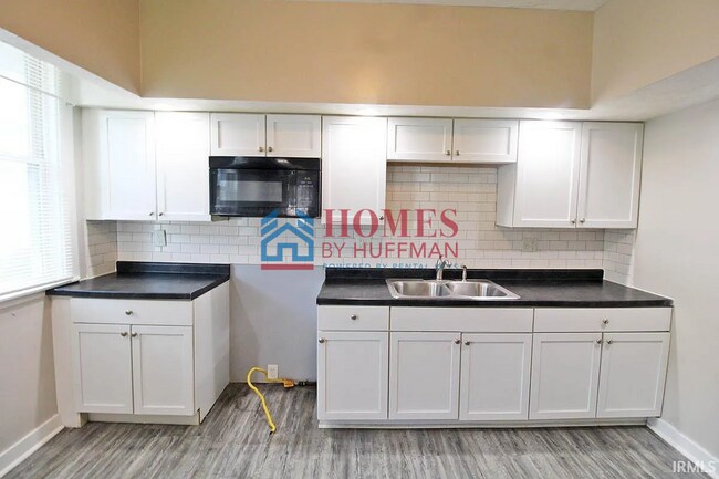 Photo - Two Bedroom House | Move In Ready!
