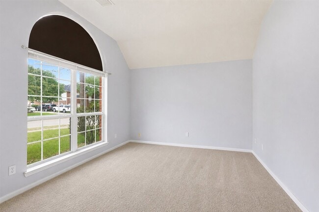 Photo - 3603 Banks Run Ln