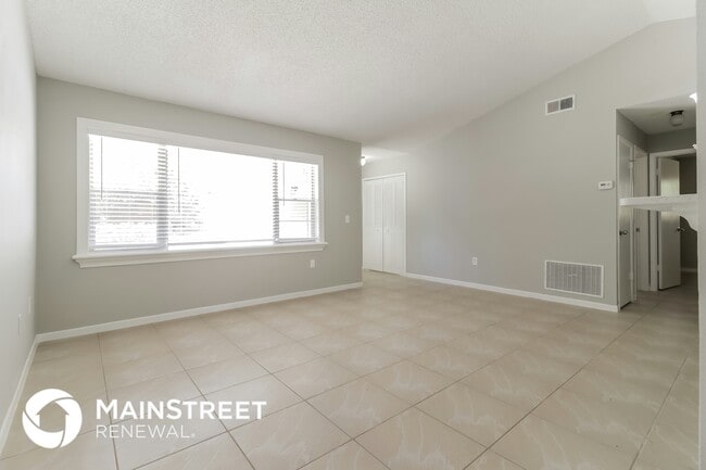 Photo - 3014 Windchime Cir W