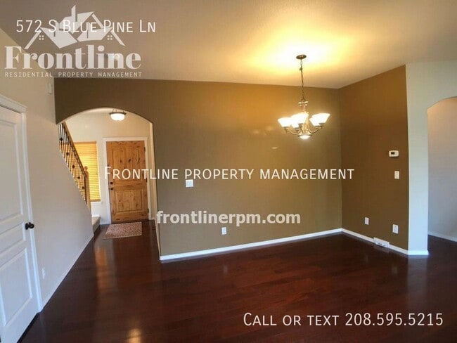 Photo - 572 S Blue Pine Ln