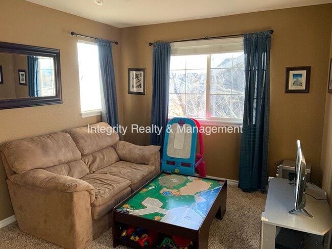 Photo - 3025 Redhaven Way