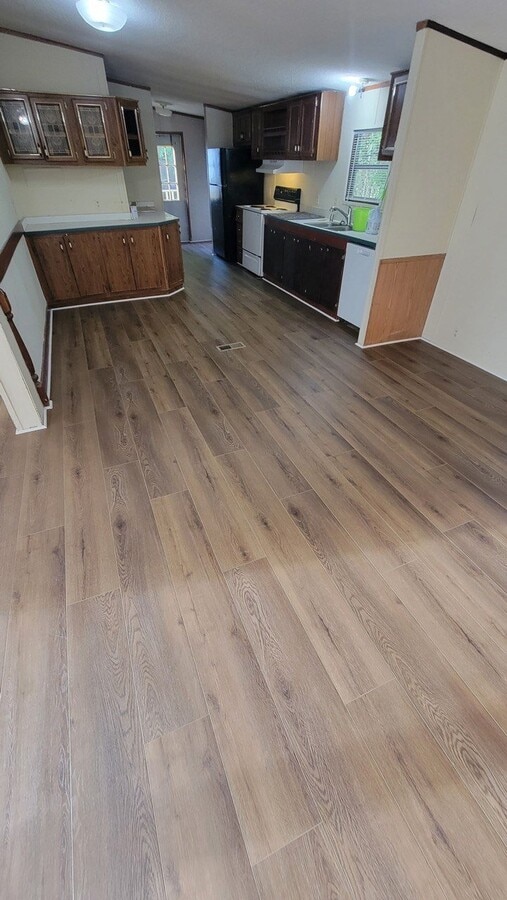 Photo - 2174 Lee Rd 430