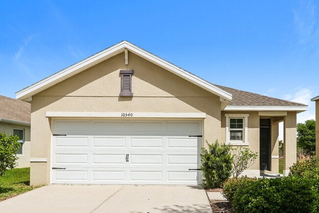 Building Photo - 10540 Whispering Hammock Dr