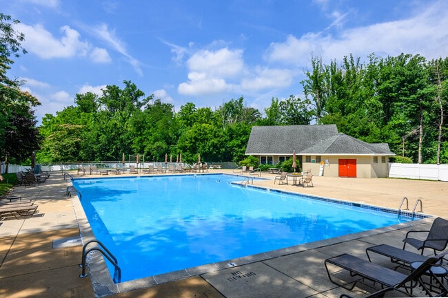 Building Photo - Greenville Place Apartments