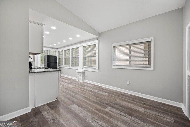 Photo - 1126 Briarcliff Pl NE