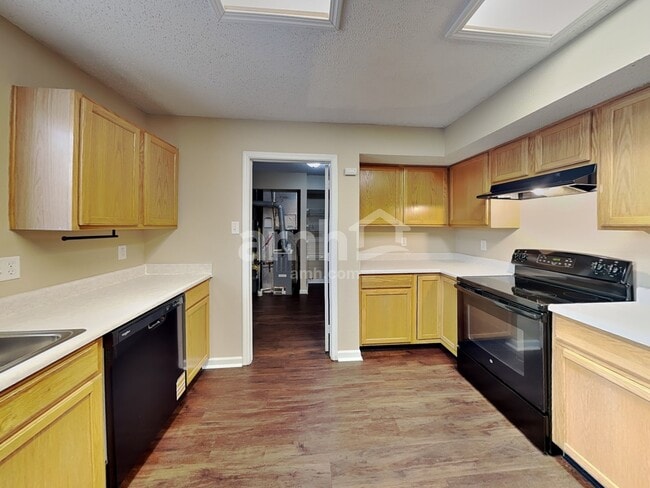 Photo - 356 Sunbeam Ln