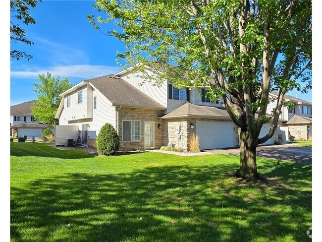 Building Photo - 17032 Eagleview Ln Rental