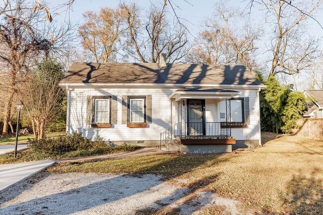 Building Photo - 1760 Old West Broad St