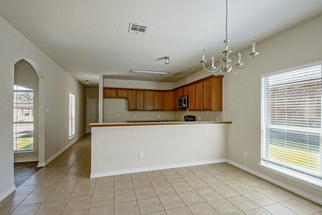 Photo - 26267 Avoyelles Ave