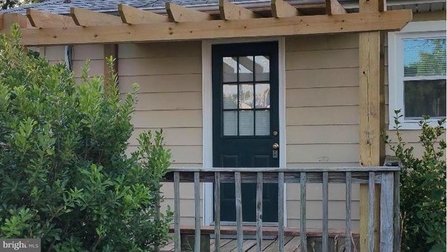 Photo - 4807 Woods Wharf Rd