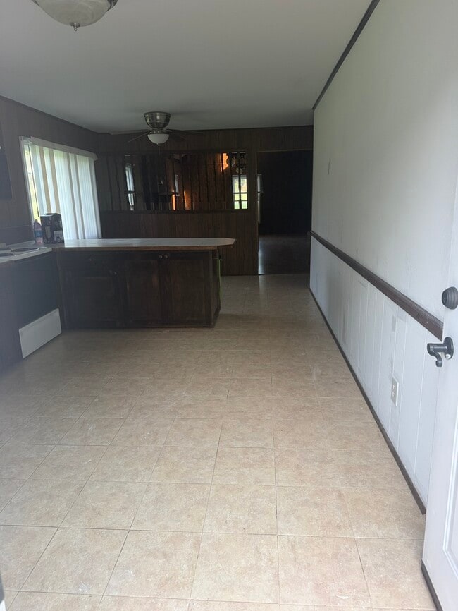 Photo - 5897 Weddington Rd
