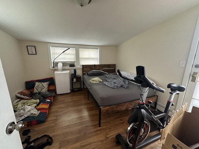 Building Photo - 58 Medford St Unit 3 Rental