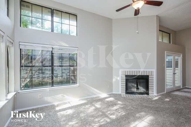 Photo - 6216 Fairlane Dr