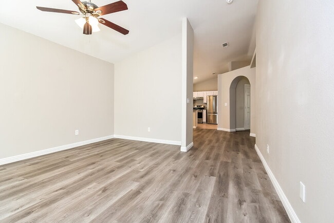 Photo - 3921 Marble Mountain St