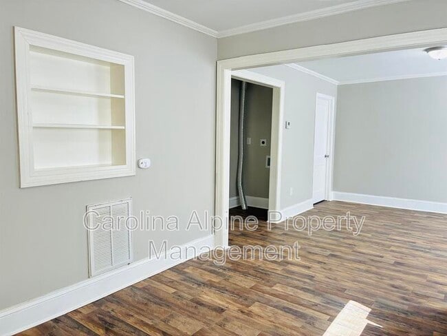 Photo - 1030 Caldwell St
