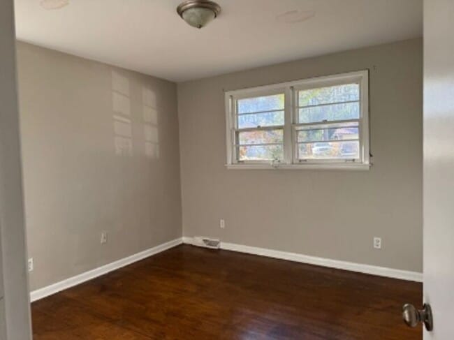 Photo - 6128 Sandia Blvd NW