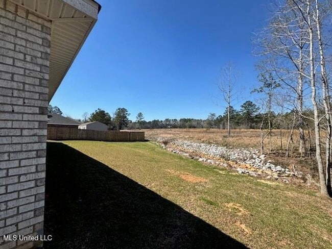 Photo - Luxury 4 bedroom 3 bath Home for rent