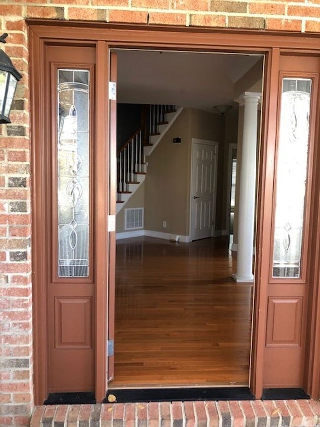 Photo - Fabulous home! 5 Bedrooms, 4 Bathrooms!!