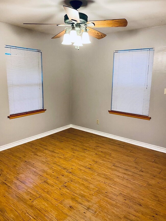 Photo - 460 County Rd 2212