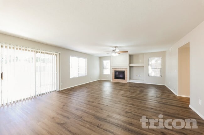 Photo - 16191 N 157th Dr